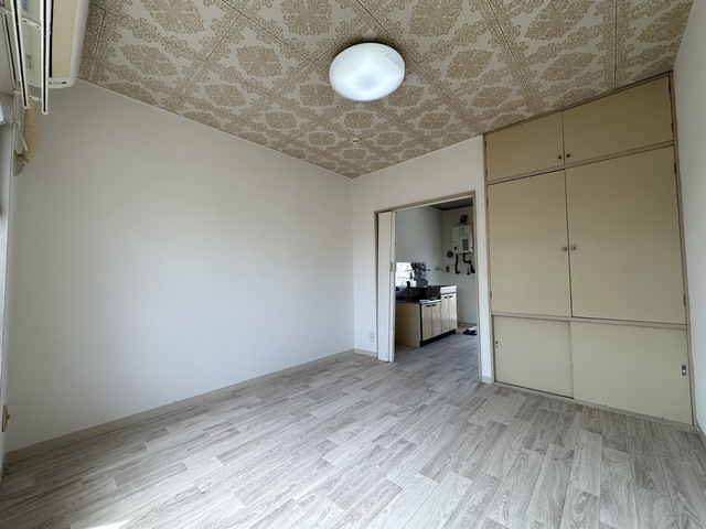 居室・リビング　別部屋参考写真です