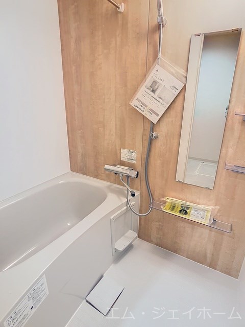 バス・シャワールーム　建築中