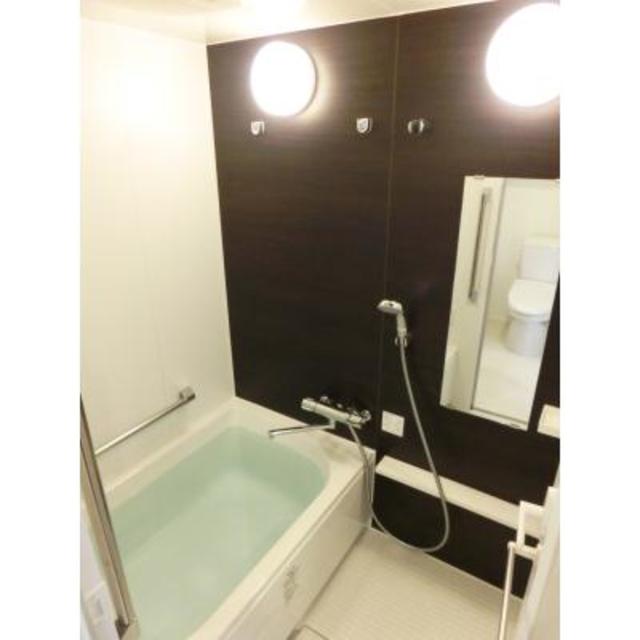 バス・シャワールーム　※写真は同タイプ住戸です。