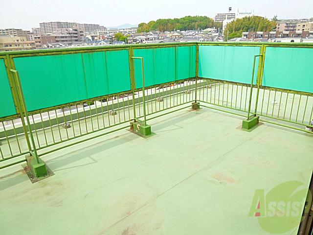 トイレ　トイレ写真がなくてお気に入りのルーフバルコニーを掲載しました