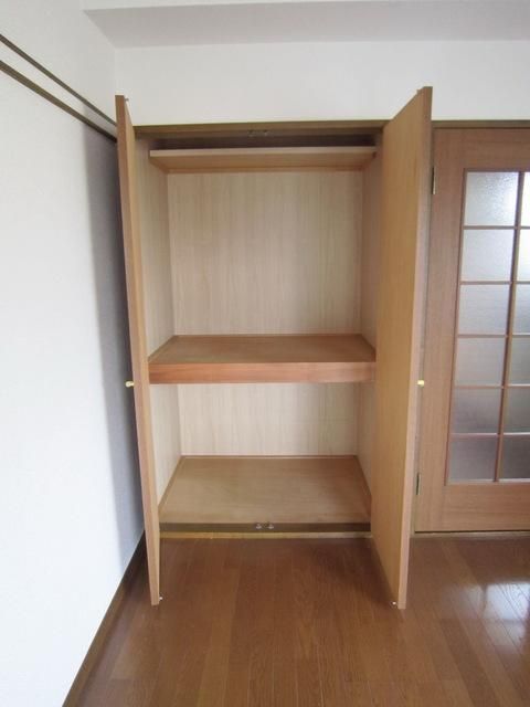 収納　奥行きのある収納