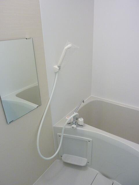 バス・シャワールーム　他号室　同施工参考写真