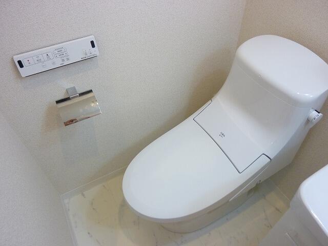 トイレ　他号室　同施工参考写真