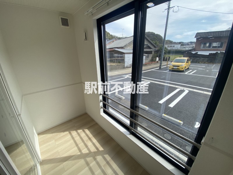 バルコニー　同間取り別建物