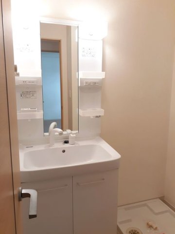 洗面設備　忙しい朝には欠かせない洗面所です