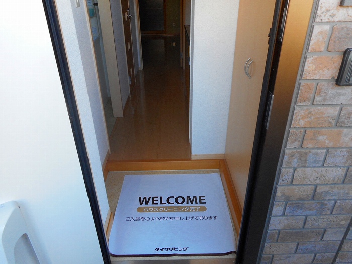 玄関　別部屋写真