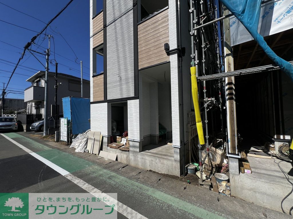 エントランス　駐車場