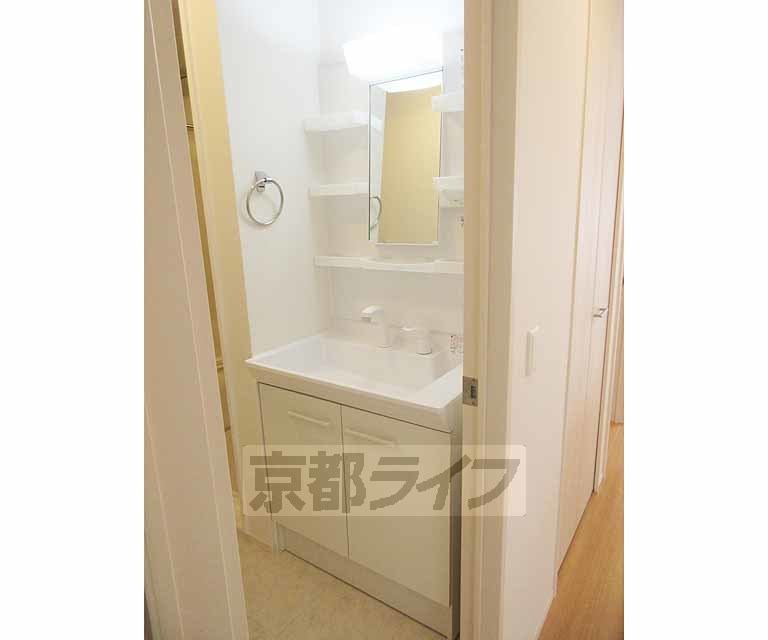 洗面設備　素敵な独立洗面台・