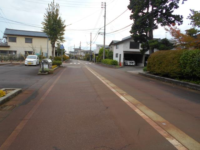 その他　前面道路（その他）まで0m
