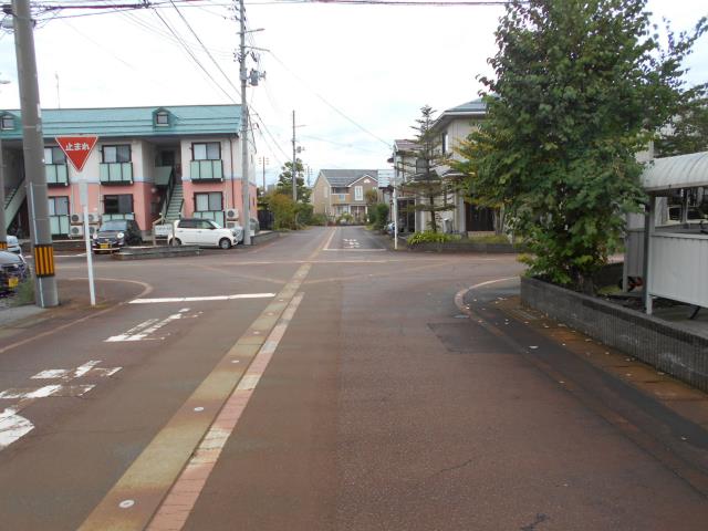 その他　前面道路（その他）まで0m