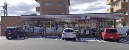 コンビニ　セブンイレブン 久留米二千年橋店（コンビニ）まで424m
