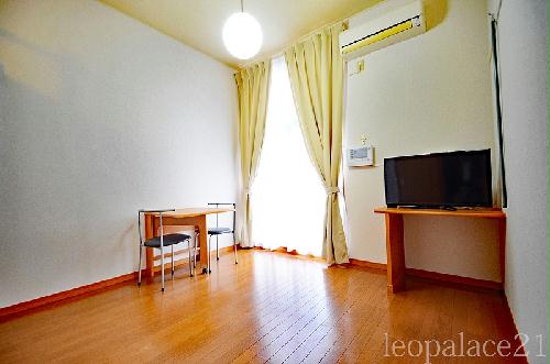 居室・リビング　同タイプの部屋の写真です。