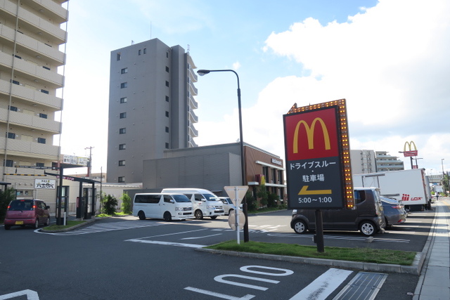 飲食店　マクドナルド八潮駅前店（飲食店）まで400m