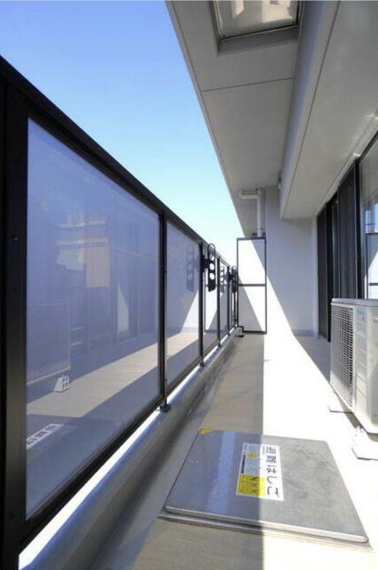 バルコニー　バルコニー