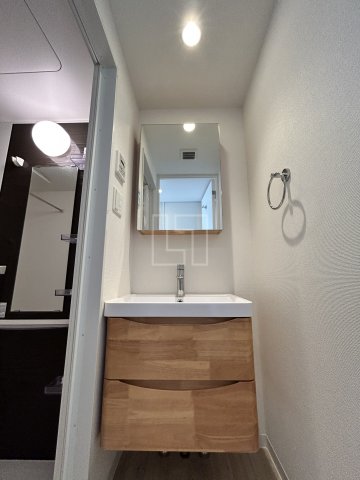 洗面設備　SERENiTE本町reflet（セレニテ本町ルフレ）　独立