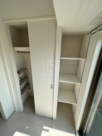 収納　SERENiTE本町reflet（セレニテ本町ルフレ）　クロ