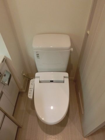 トイレ　★シャワートイレ★