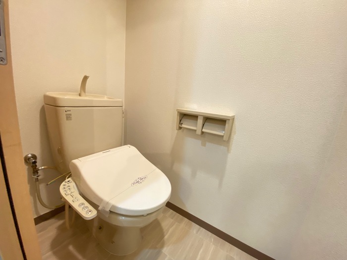 トイレ　４０６ トイレ