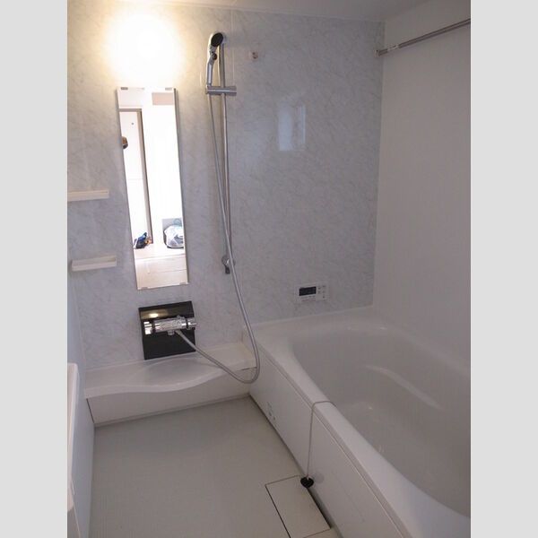 バス・シャワールーム　浴室