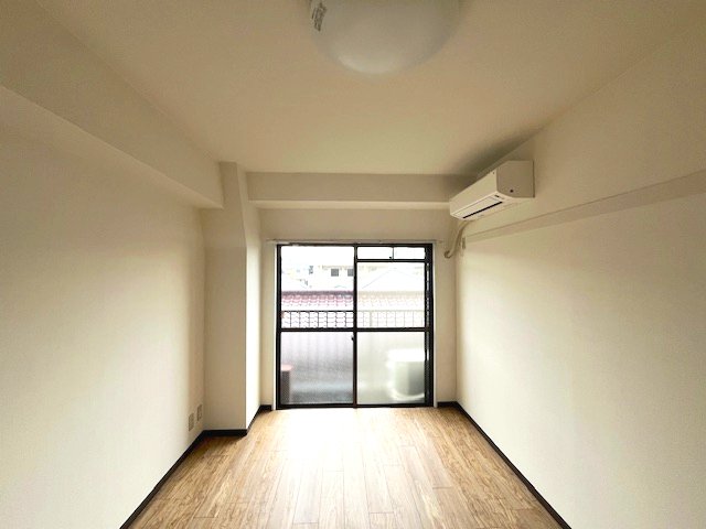 居室・リビング　ゆったりとした居間です