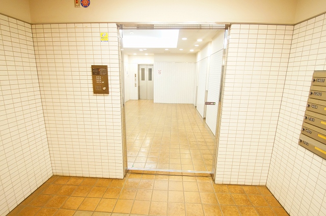 エントランス　入口部分