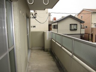 バルコニー　ファミール八代