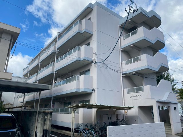 建物外観　ファミール八代