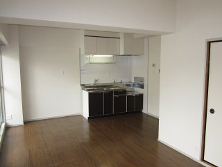 居室・リビング　ファミール八代