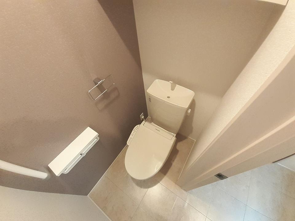 トイレ　トイレ