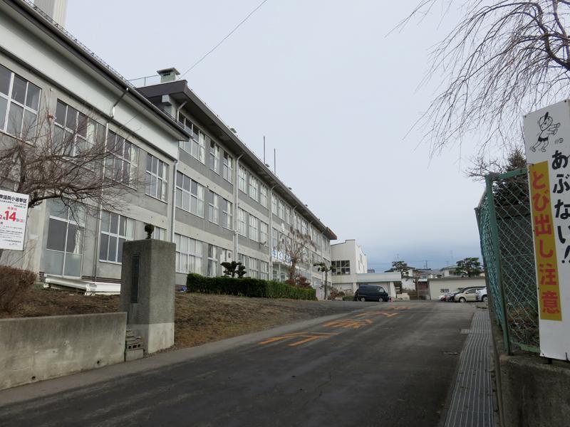 小学校　白鴎小学校（小学校）まで1026m