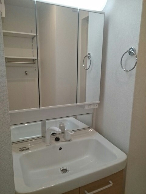 洗面設備　洗髪洗面化粧台