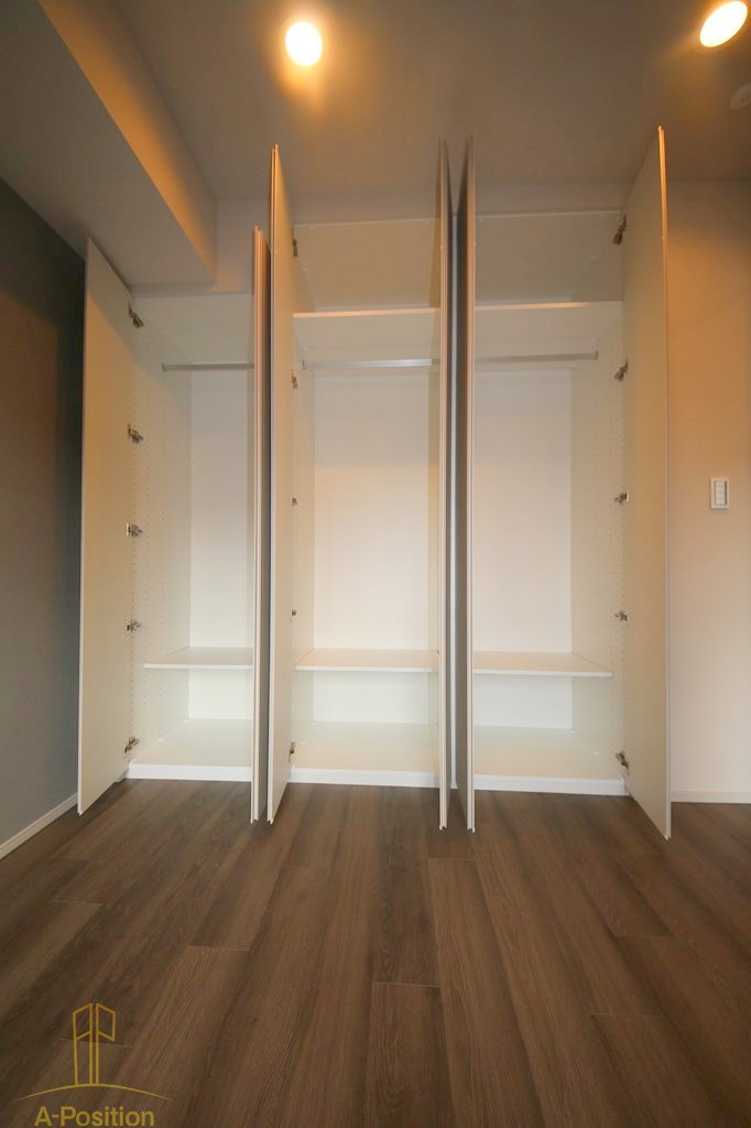 収納　ザ・パークハビオ同心