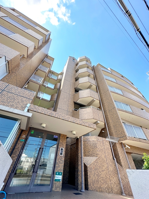 エントランス　オートロック完備で部外者シャットアウト♪♪