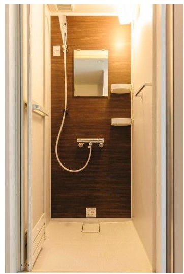 バス・シャワールーム　落ち着いた空間のシャワールームです