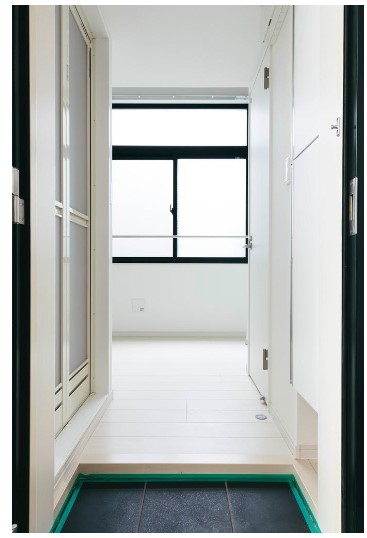 玄関　きれいな玄関です