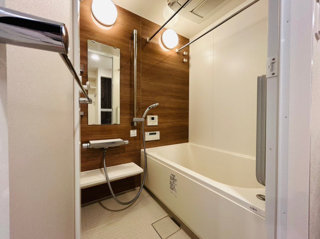 バス・シャワールーム