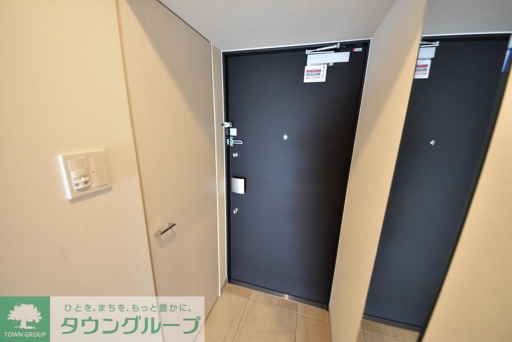 玄関　タウンハウジングレジデンス事業部　恵比寿店・赤坂店までお問…