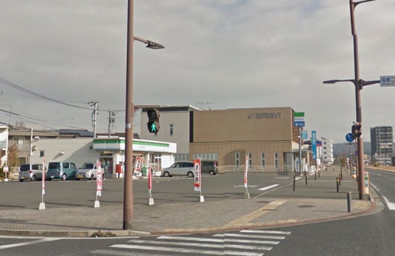 コンビニ　ファミリーマート 若松ひびきの店（コンビニ）まで442m