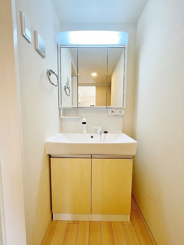 洗面設備　★洗面脱衣所/シャワー付き洗面台★