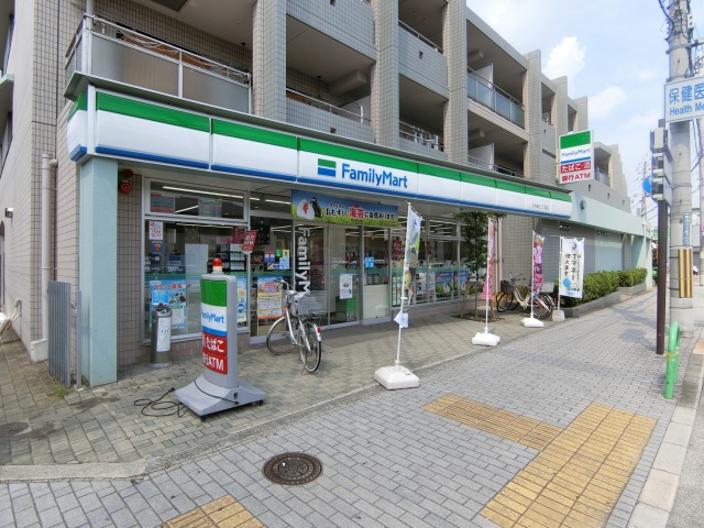 コンビニ　ファミリーマート茨木春日三丁目店（コンビニ）まで199m