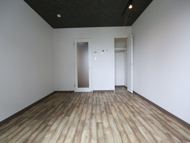 その他　洋室7.39帖　クローゼット　エアコン