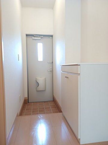 玄関　明るい玄関です