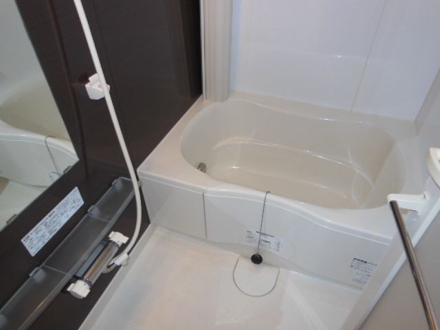 バス・シャワールーム　☆追い炊きバス☆