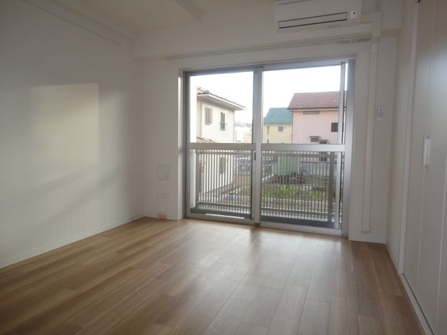 居室・リビング　☆明るい室内☆