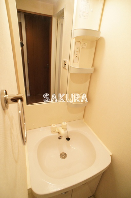 洗面設備　忙しい朝には欠かせない洗面所です♪