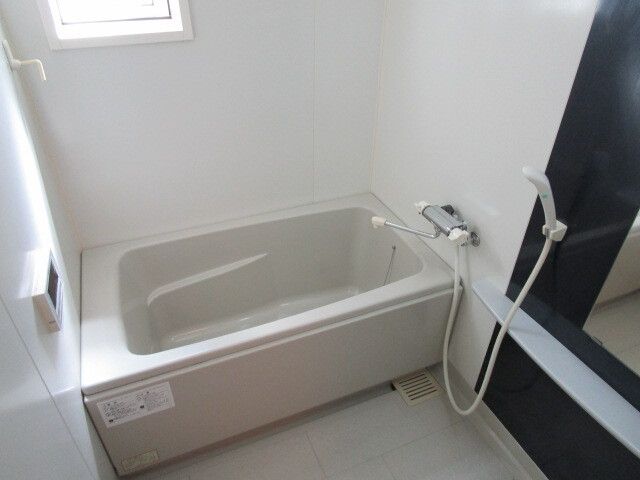 バス・シャワールーム　お風呂で日々の疲れを落としましょう