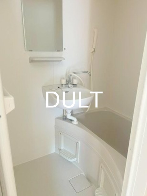 バス・シャワールーム　バスルームです。