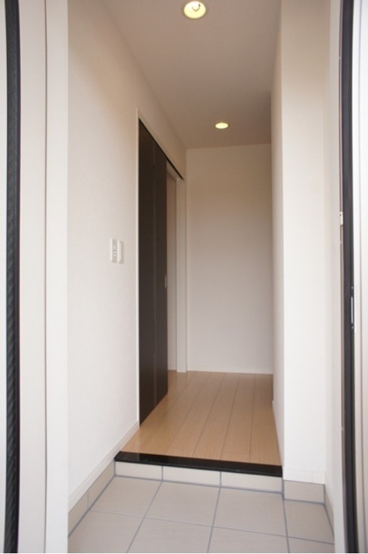 玄関　図面と現状に相違がある場合には現状を優先