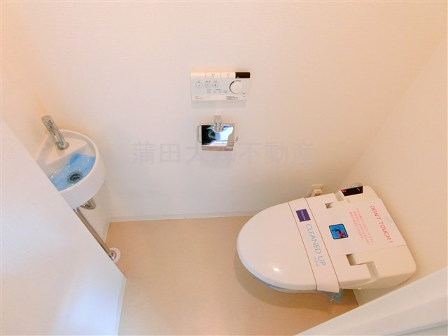 トイレ　トイレ　温水洗浄便座