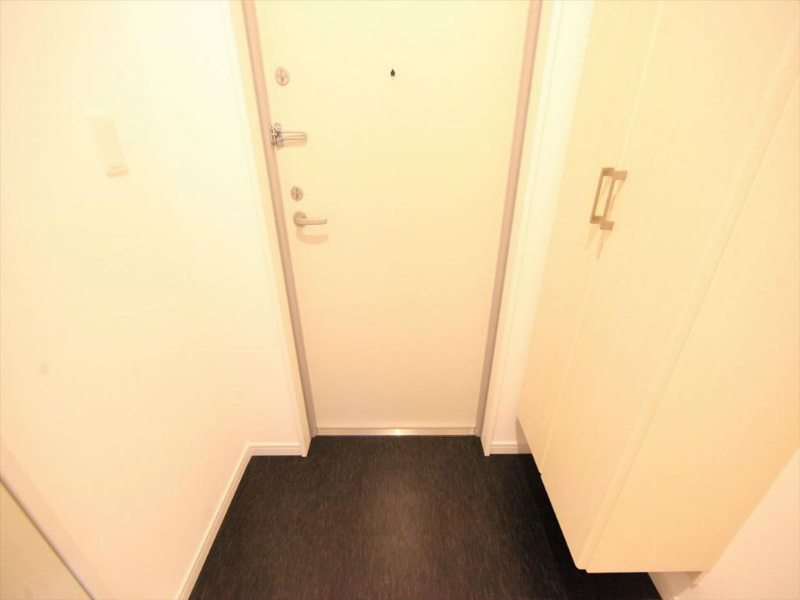 玄関　玄関　シューズボックス付　ダブルロック